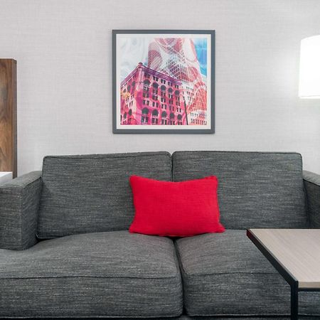 Hampton Inn & Suites Cleveland-Beachwood Ngoại thất bức ảnh