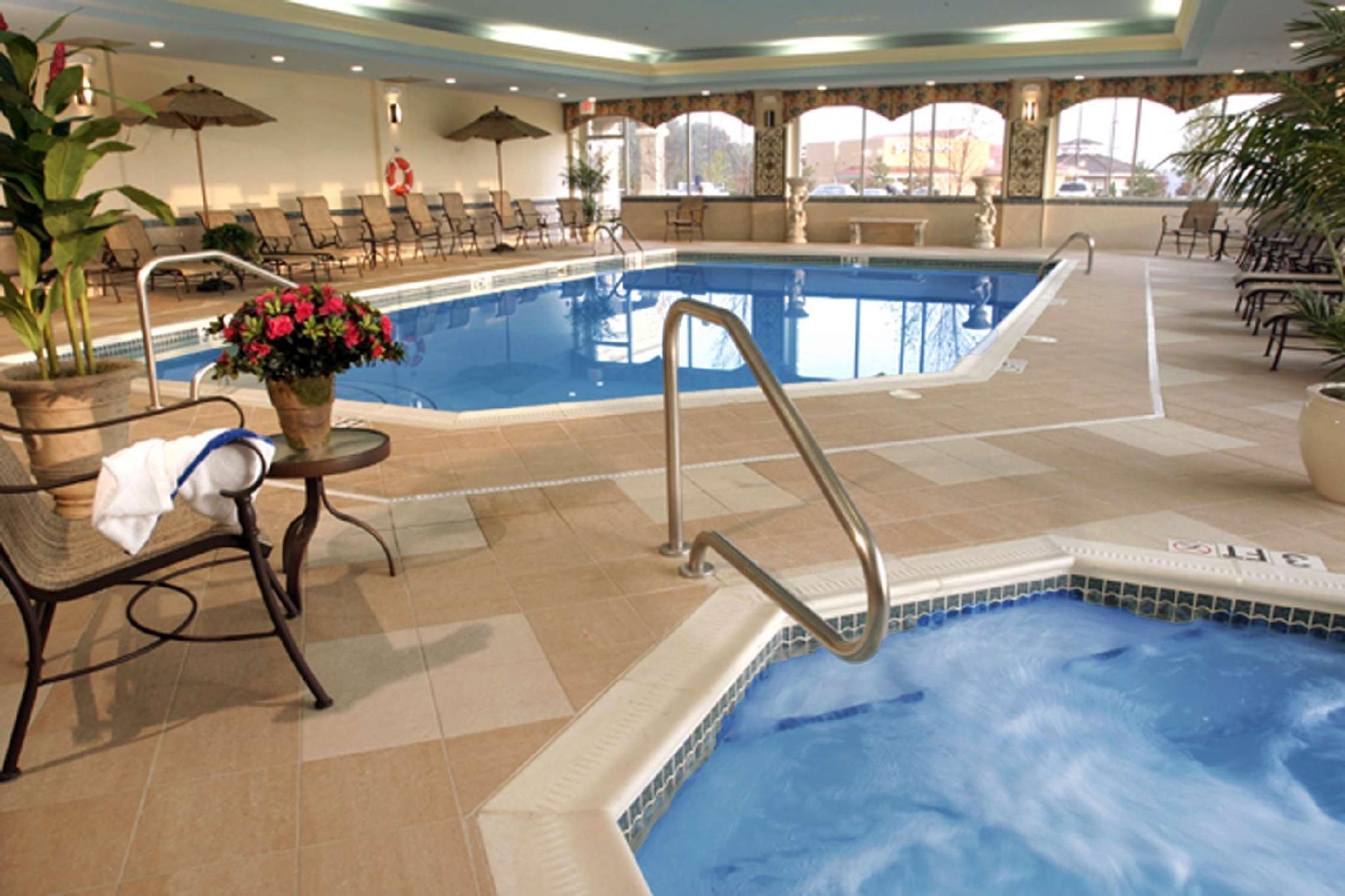 Hampton Inn & Suites Cleveland-Beachwood Ngoại thất bức ảnh
