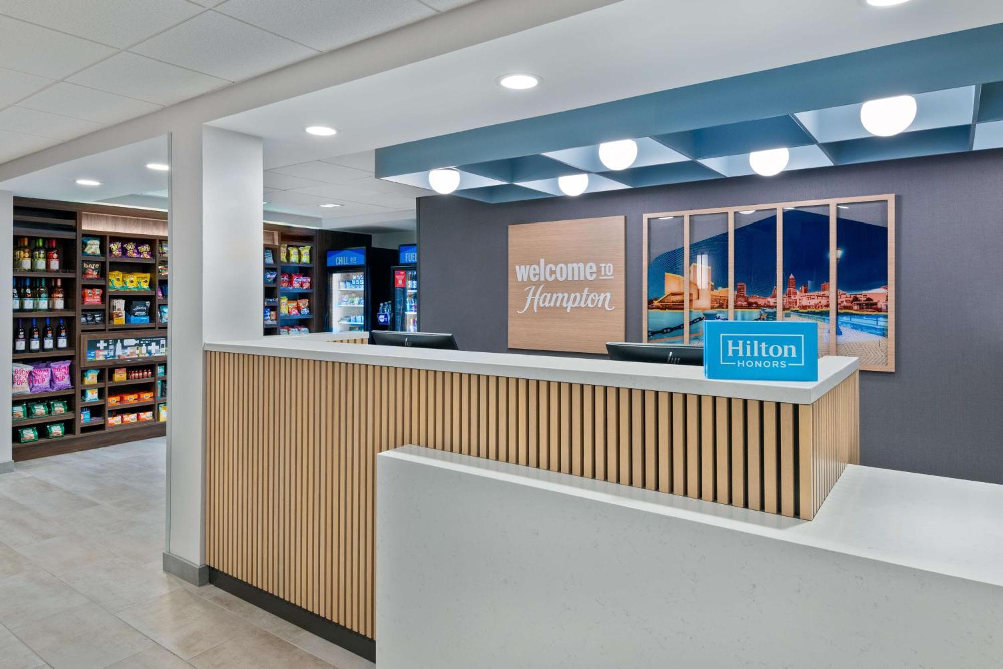 Hampton Inn & Suites Cleveland-Beachwood Ngoại thất bức ảnh